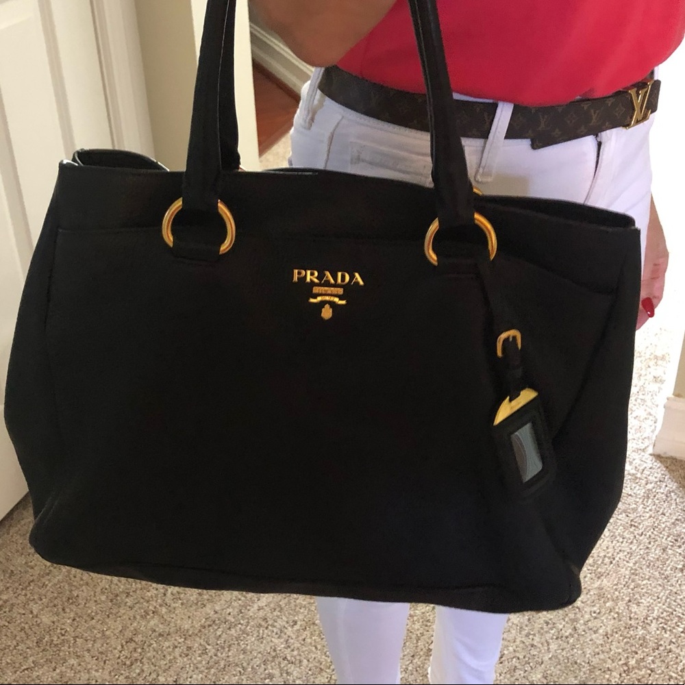 Prada  black leather handbag pre owned